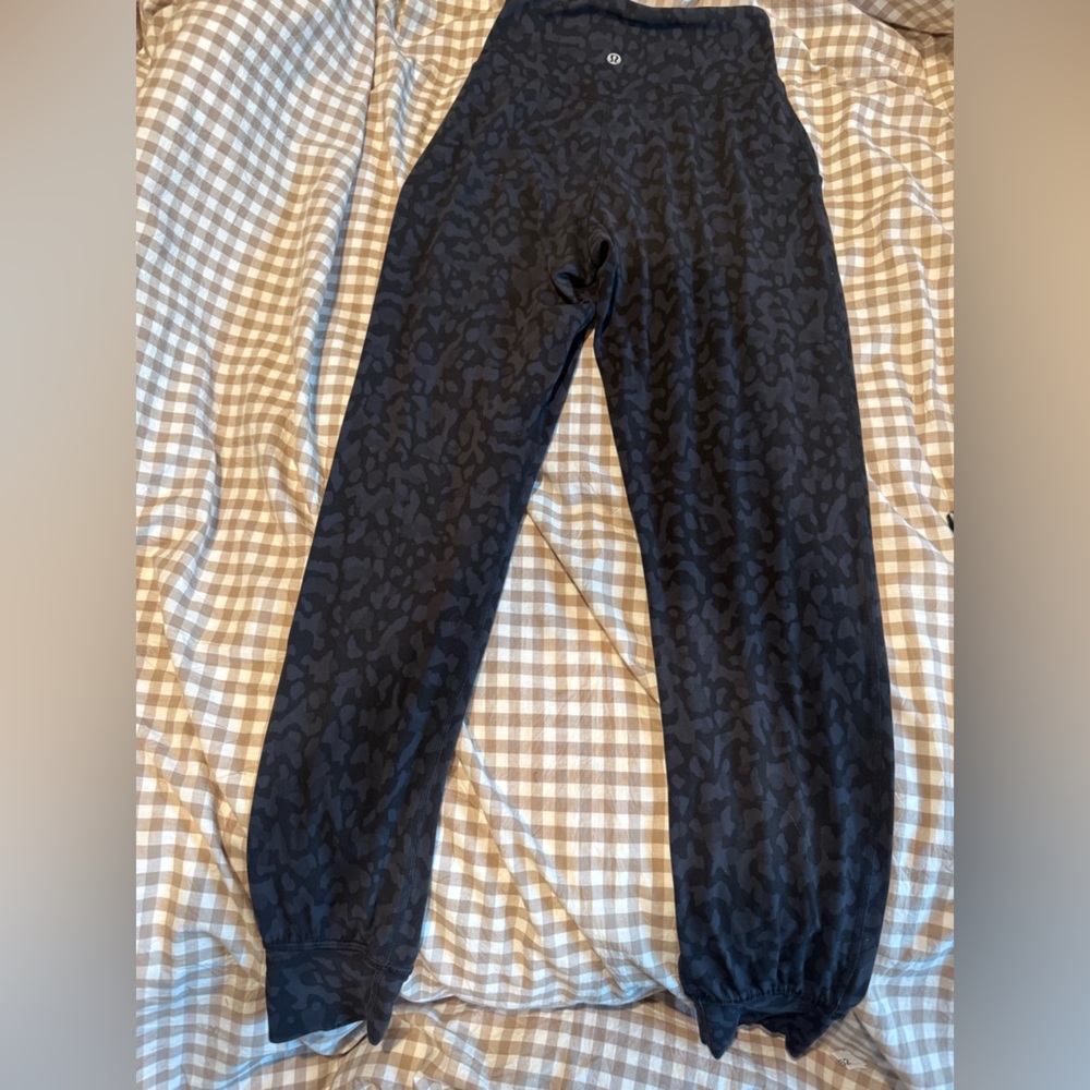 lululemon athletica Black Patterned joggers